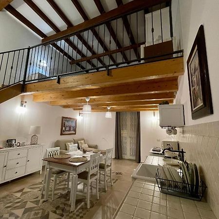 A Casa Di Dora Apartment Bari Luaran gambar