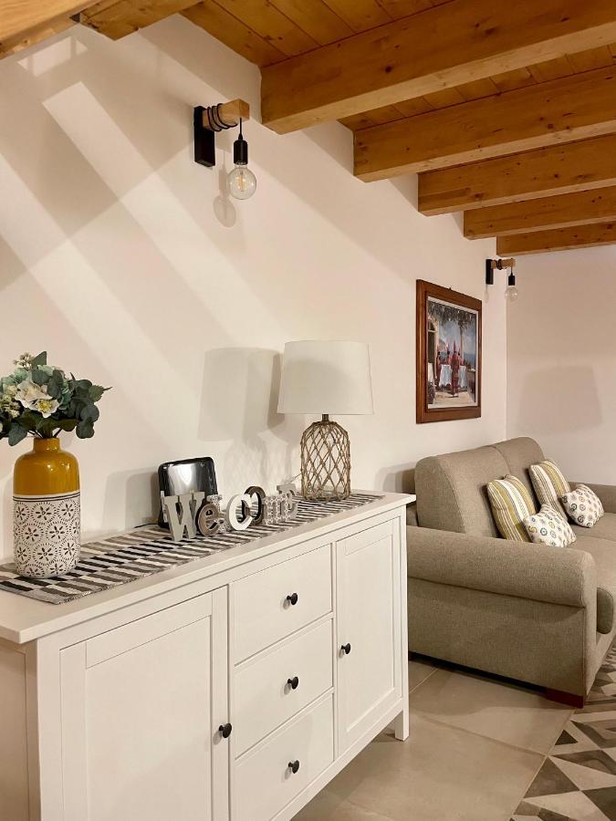 A Casa Di Dora Apartment Bari Luaran gambar